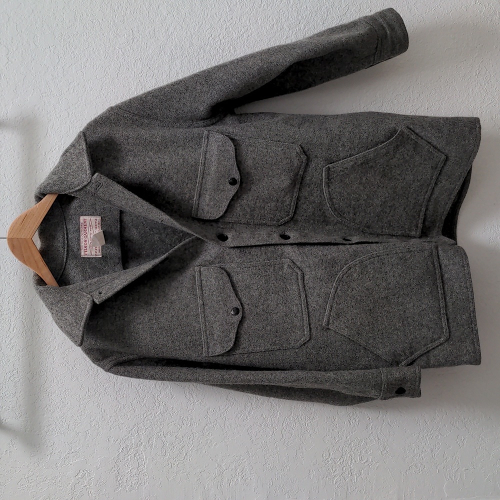 Gray Filson Wool Coat, 4 pockets, size 42